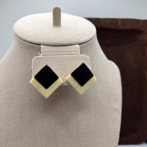 Vintage Richelieu Black Cream Lucite Clip-On Earrings Square 1980s